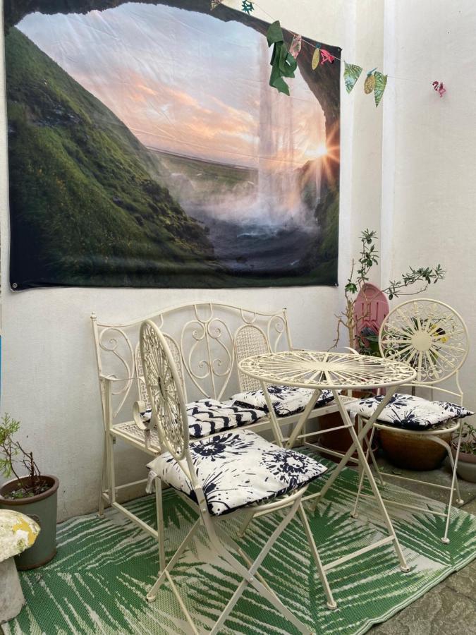 Little Brighton Beach Apartments - Also Separate Spa Cabin And Watersports 외부 사진