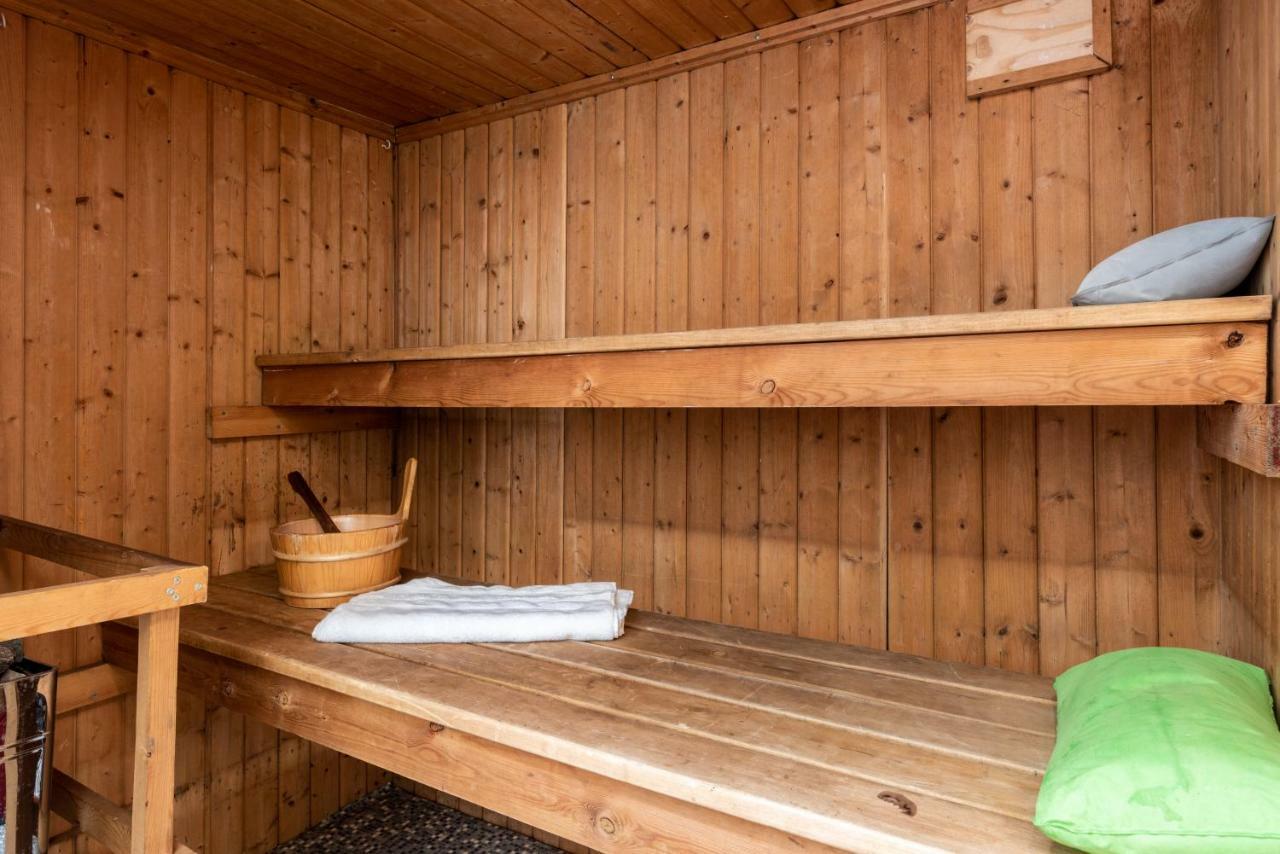 Little Brighton Beach Apartments - Also Separate Spa Cabin And Watersports 외부 사진